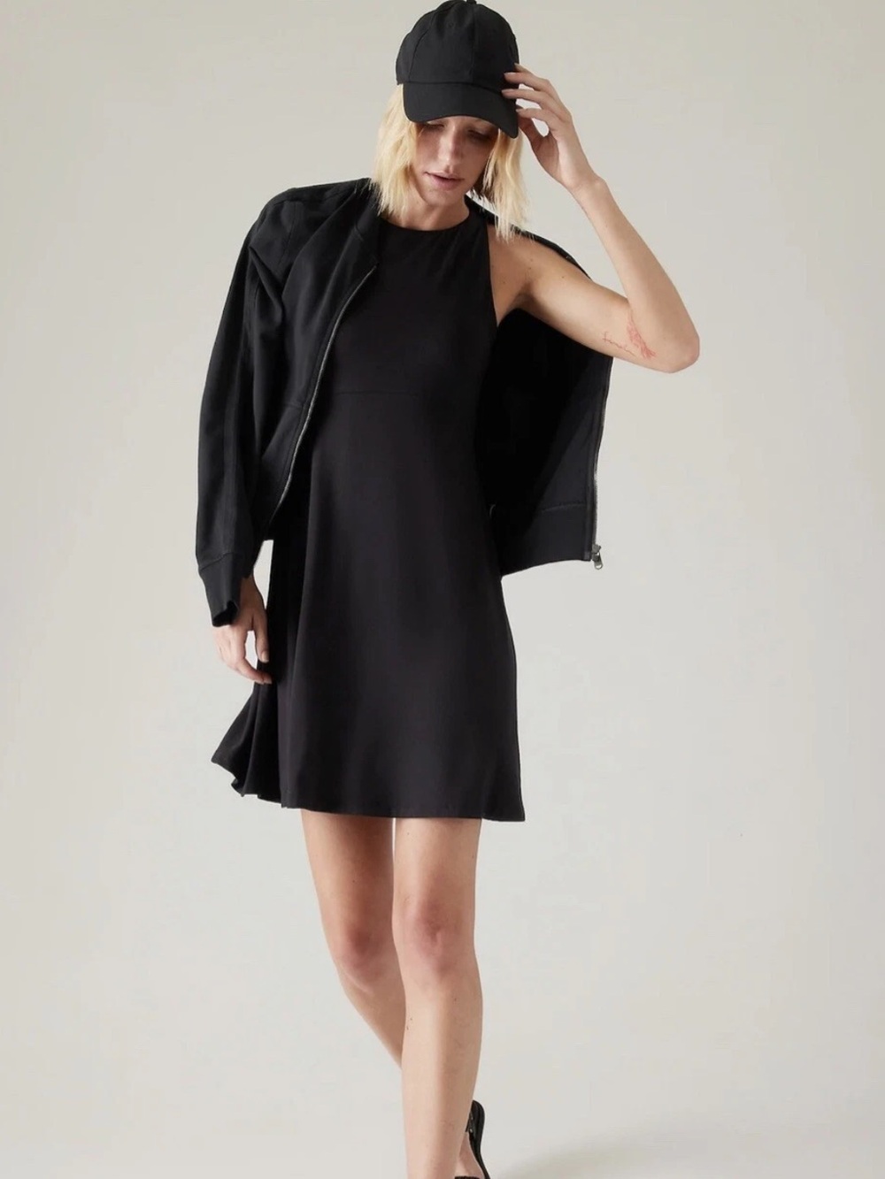 Athleta‎ Black Santorini Thera, Size M